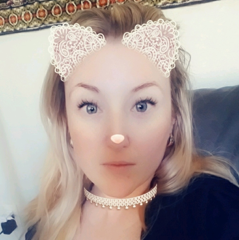 Meet your Posher, Julie